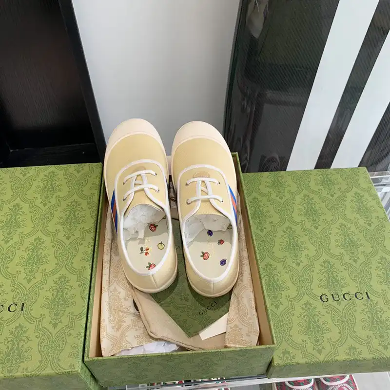 REP Gucci Shoes 2212PZ0109 0123