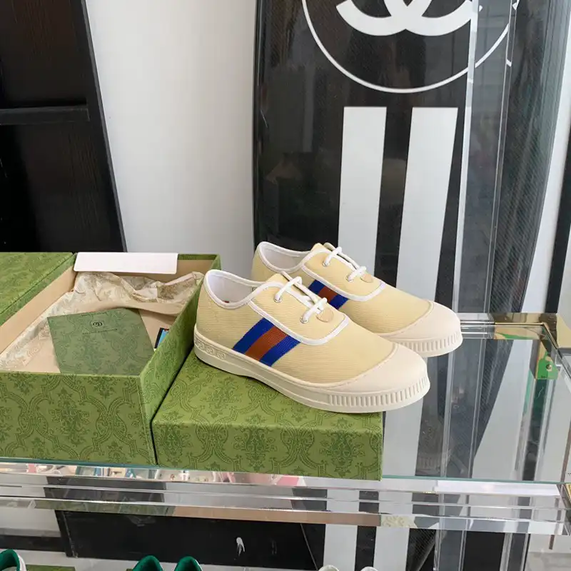 REP Gucci Shoes 2212PZ0109 0123