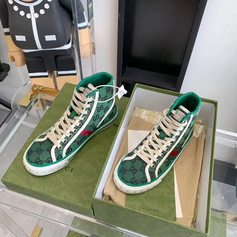 REP Gucci Shoes 2212PZ0066 0124