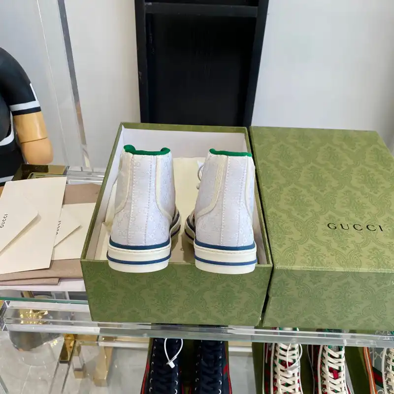 REP Gucci Shoes 2212PZ0088 0124