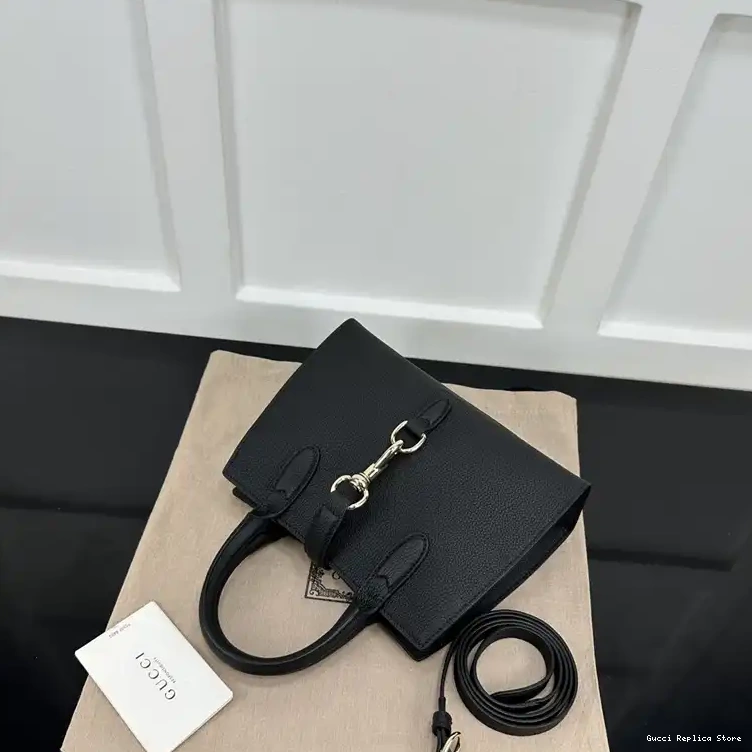 REP 2407YZ0281 Gucci Bags 0211