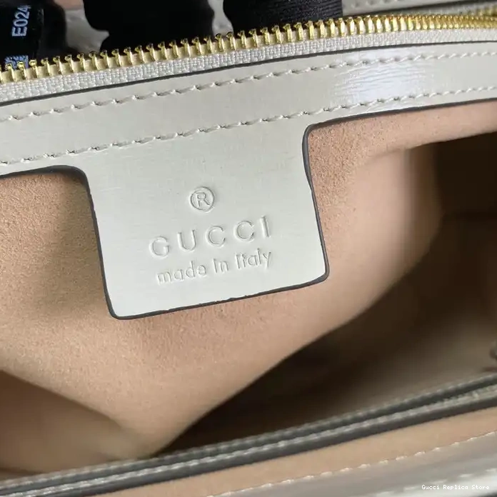 REP 2112YA0053 Gucci Bag 0215