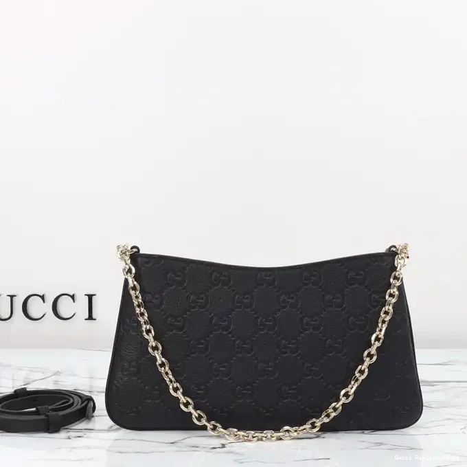 REP 2411YA0192 Gucci Bags 0226