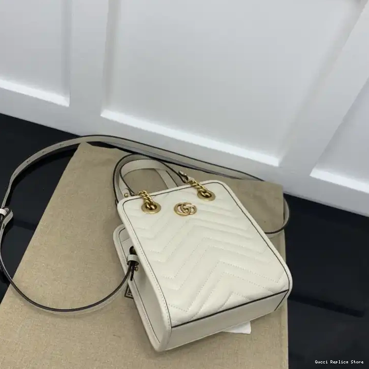 REP 2301YA0003 Gucci Bag 0215