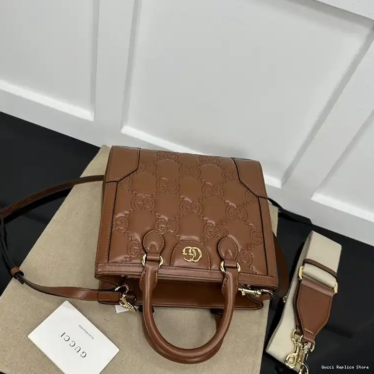 REP 2212YA0005 Gucci Bag 0214