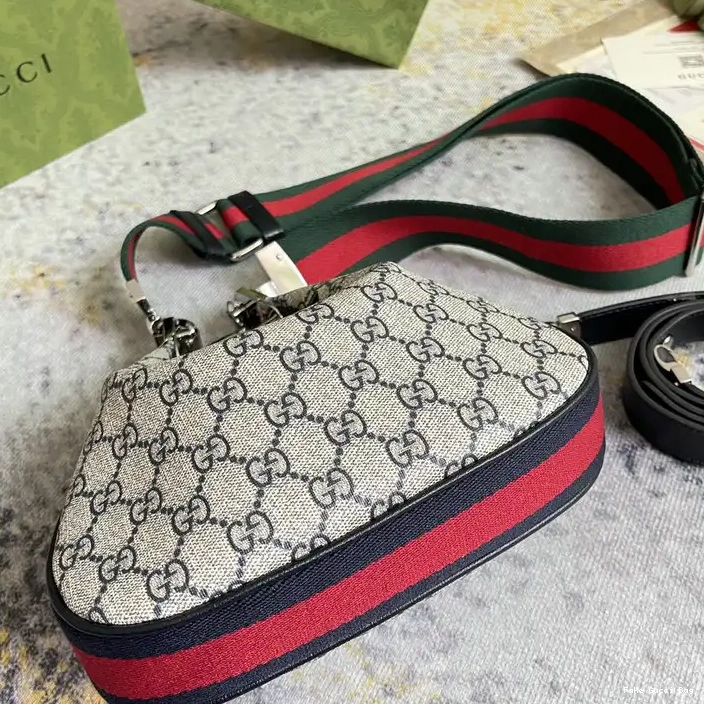 REP 2209DJ0034 Gucci Bag 0226