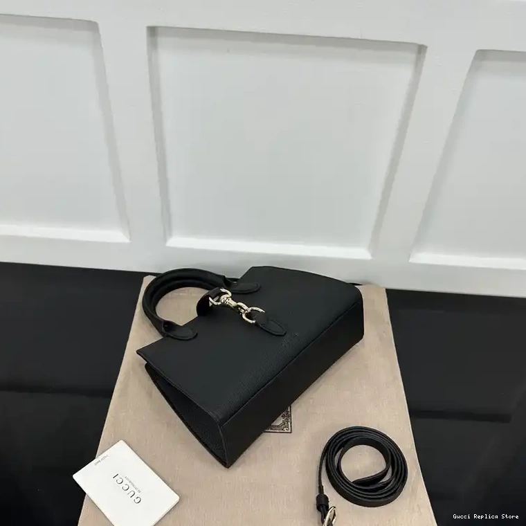 REP 2407YZ0281 Gucci Bags 0211