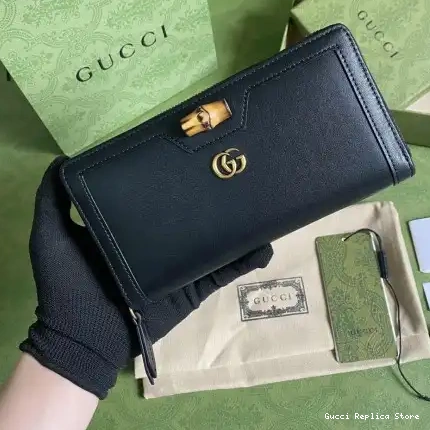 REP 2108YA0062 Gucci Bags s 0210