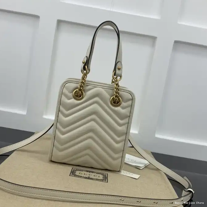 REP 2301YA0003 Gucci Bag 0215