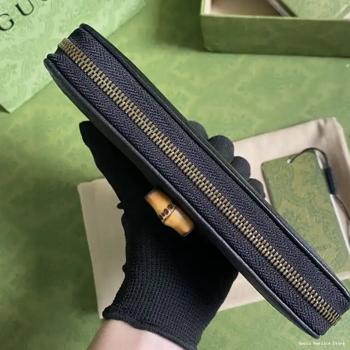 REP 2108YA0062 Gucci Bags s 0210