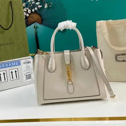 REP 2112YA0053 Gucci Bag 0302