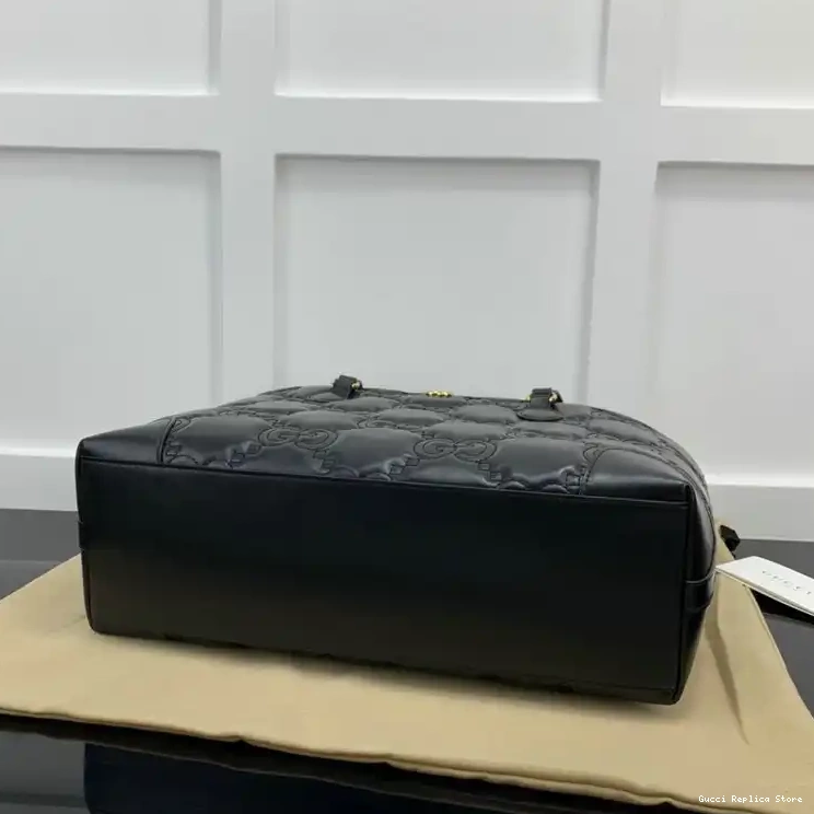 REP 2208YA0021 Gucci Bag 0317